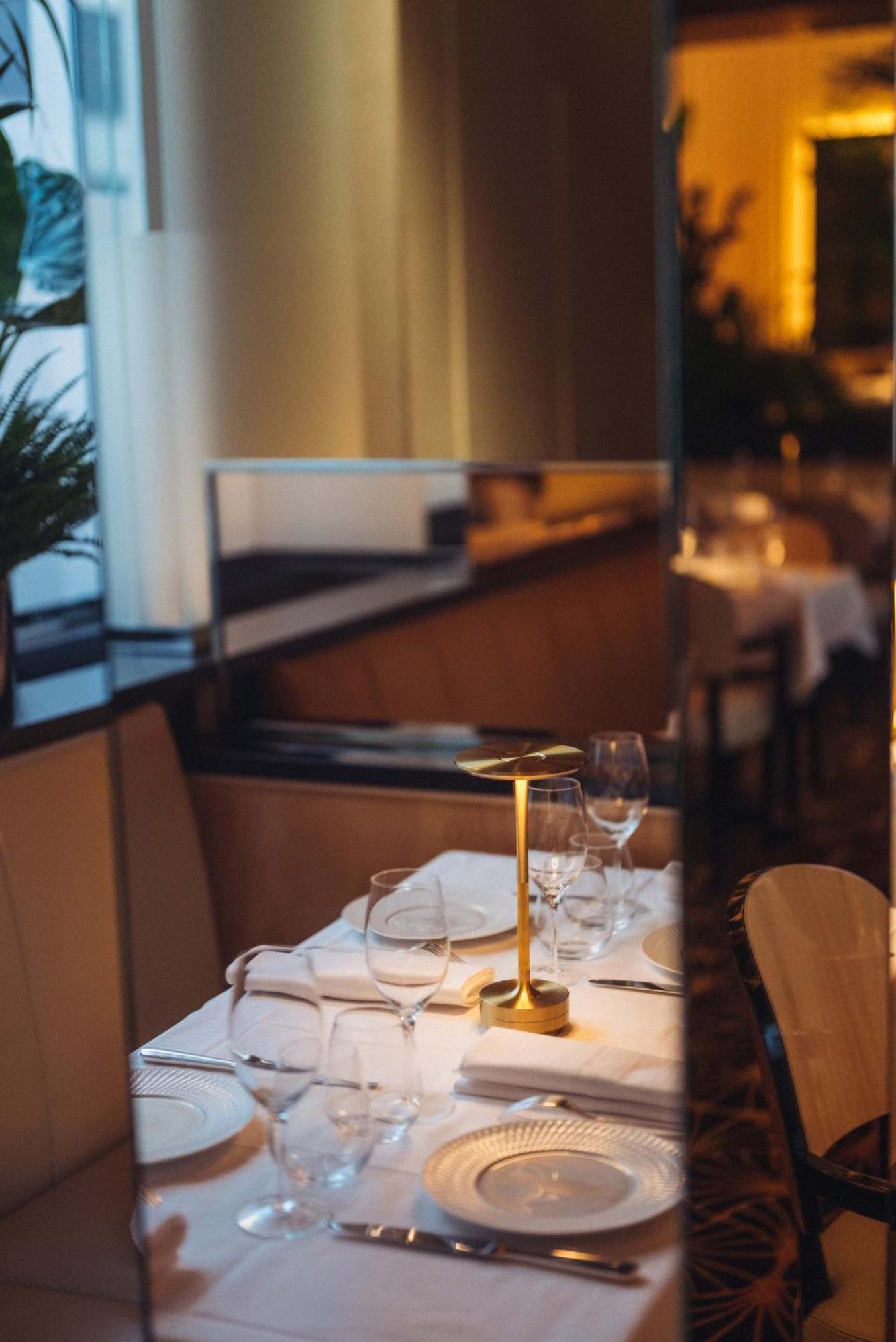 Hotel Plaza Athénée - Dorchester Collection París