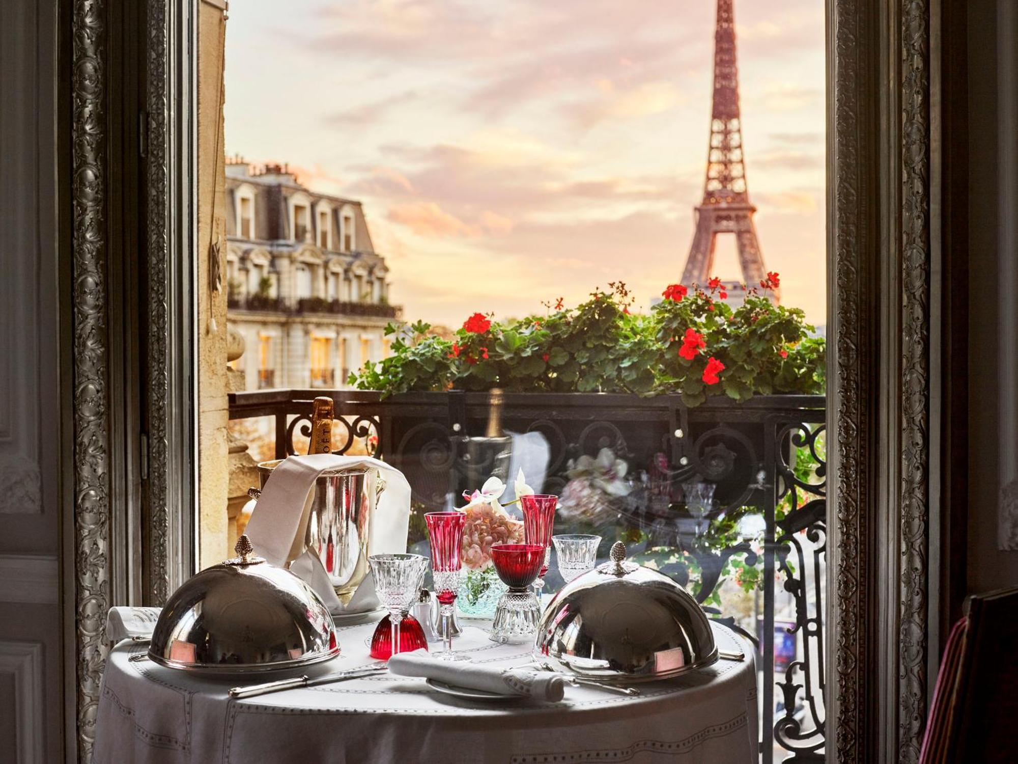 Plaza Athénée - Dorchester Collection París
