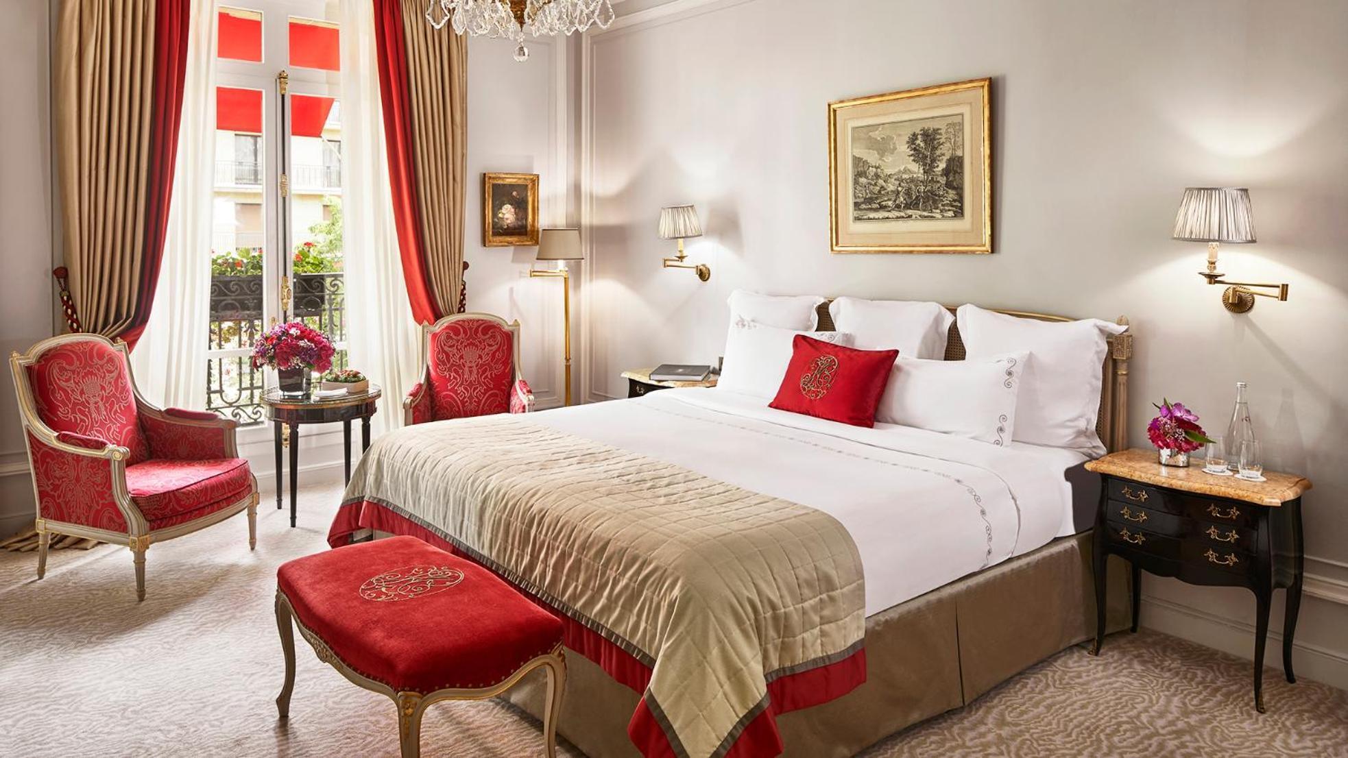 Hotel Plaza Athénée - Dorchester Collection