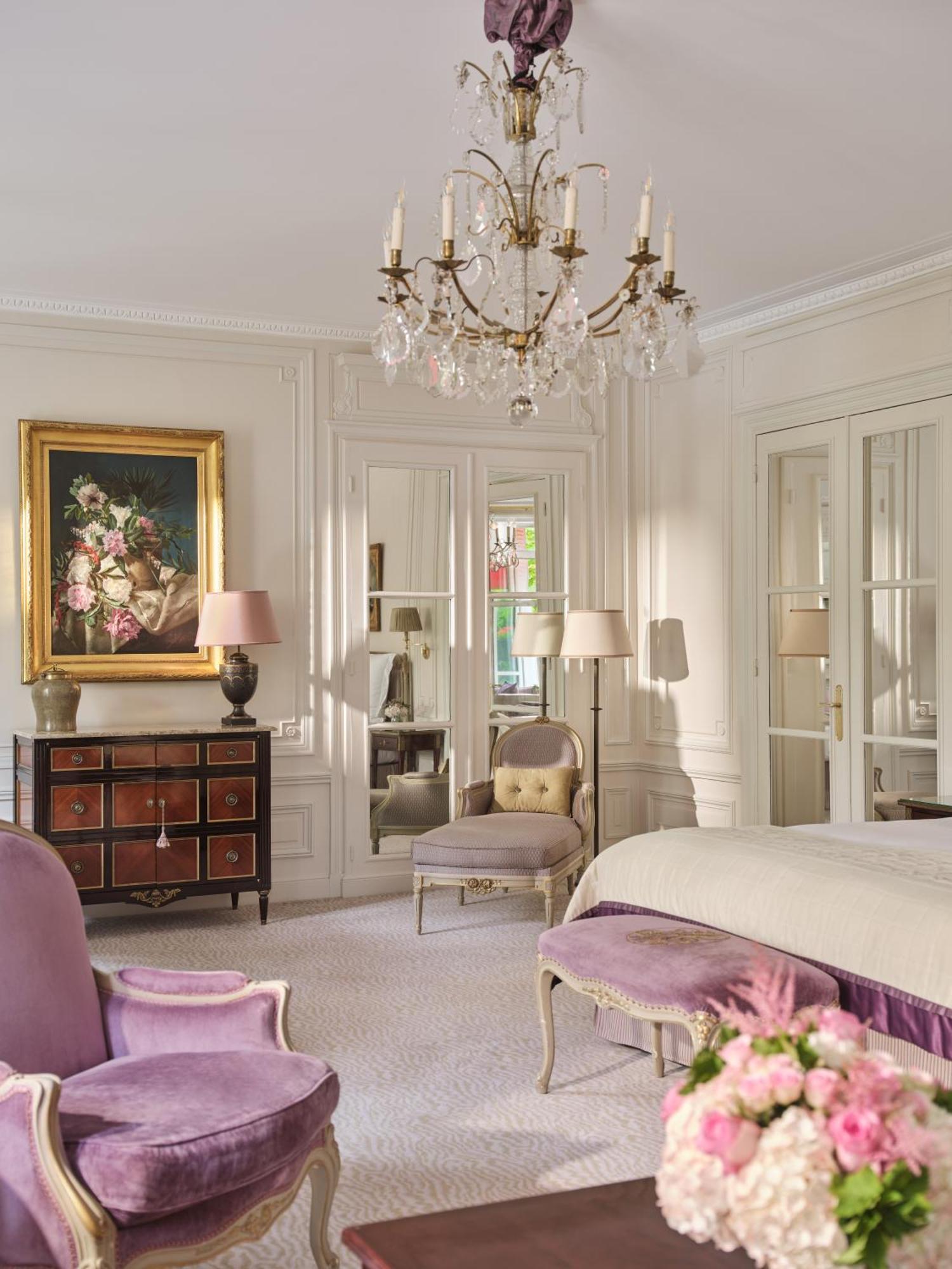 Plaza Athénée - Dorchester Collection París