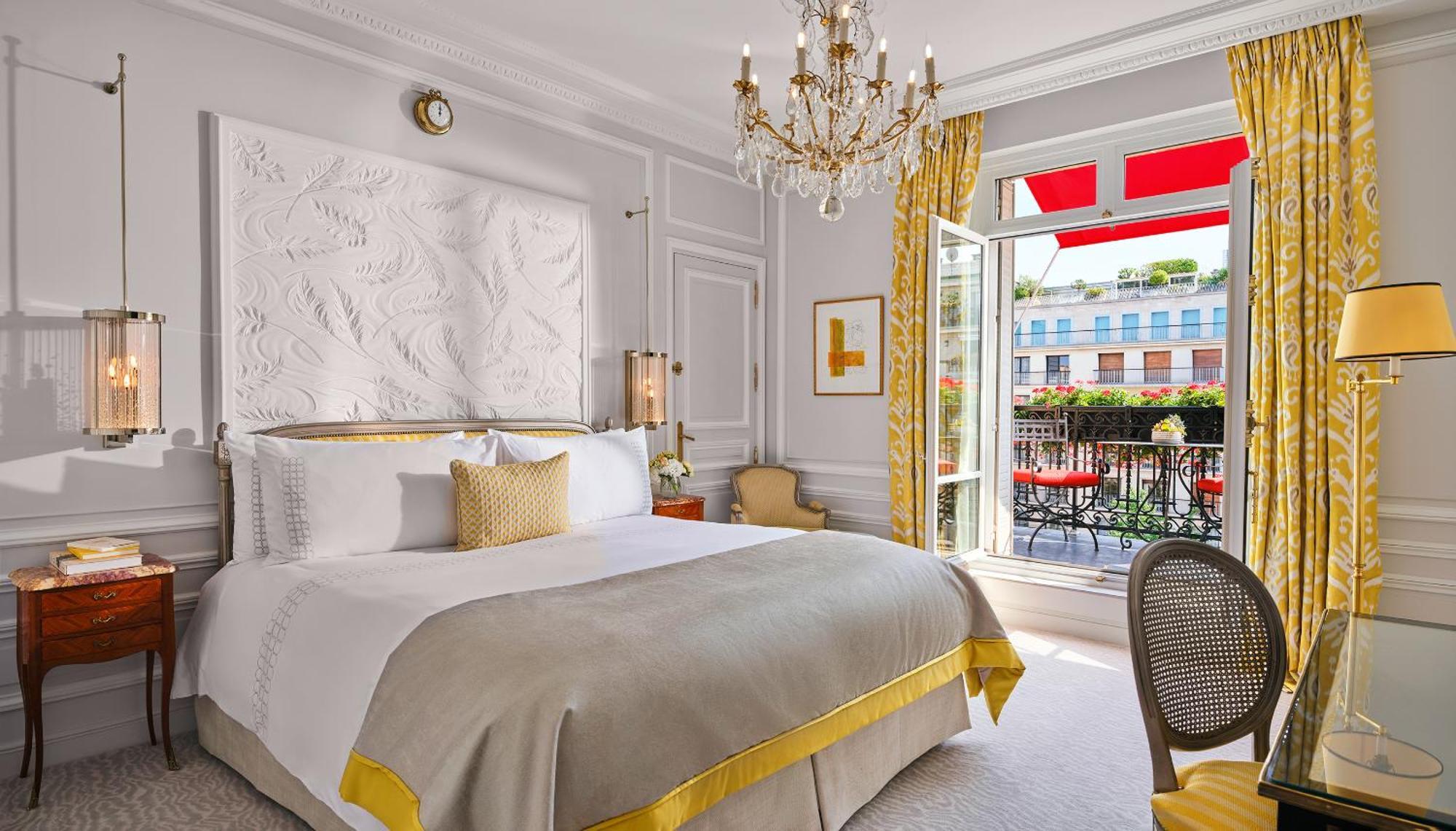 Hotel Plaza Athénée - Dorchester Collection 5*