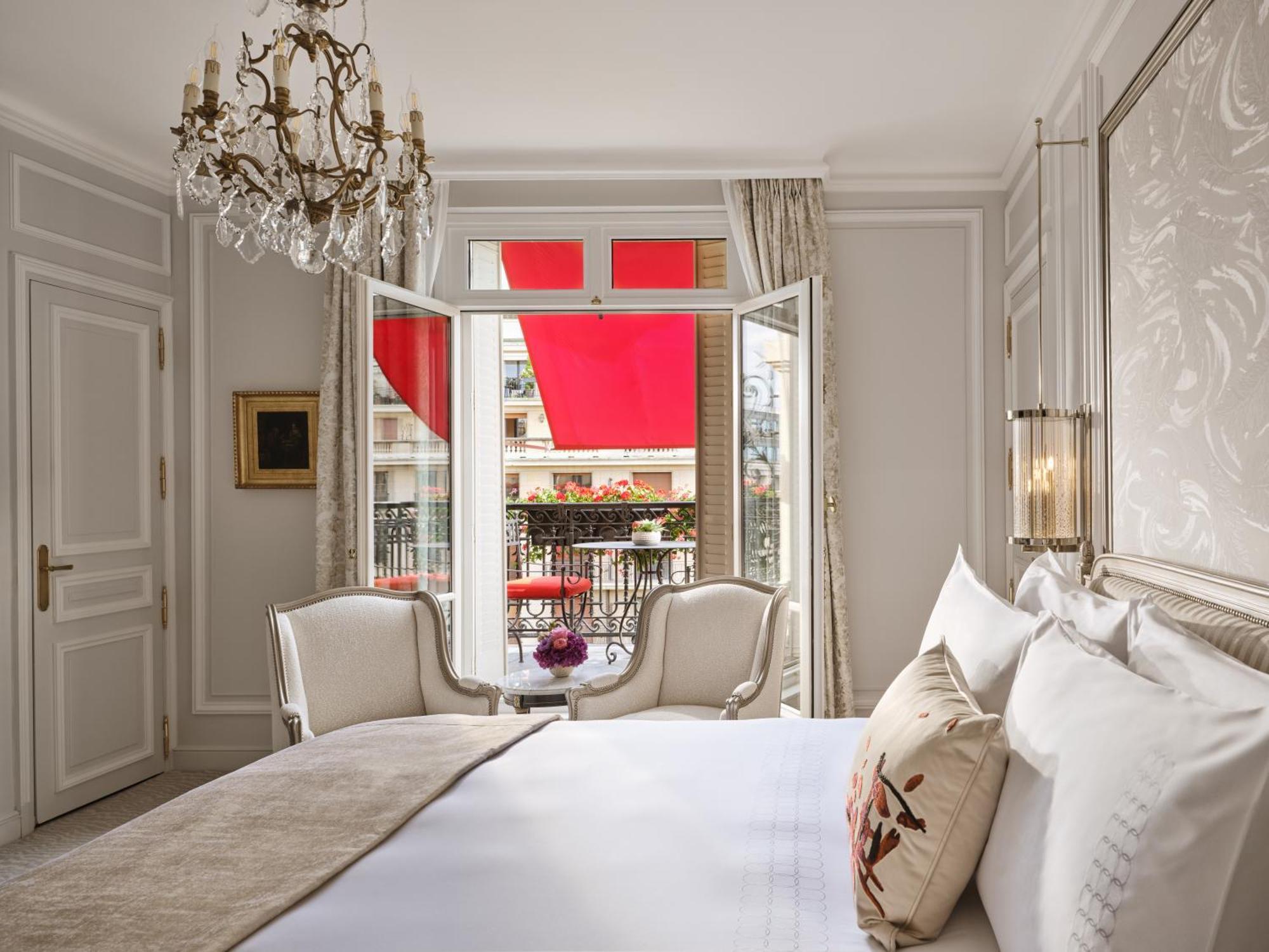 Hotel Plaza Athénée - Dorchester Collection París