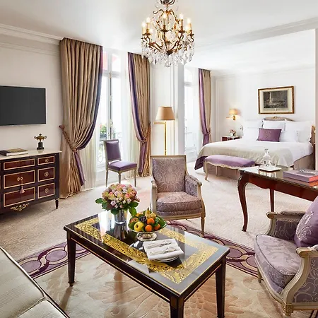 Hôtel Plaza Athénée - Dorchester Collection Paris Extérieur photo