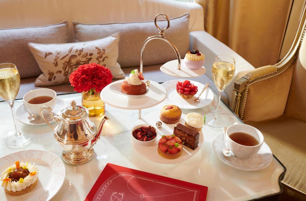 Plaza Athénée - Dorchester Collection 5* Parigi